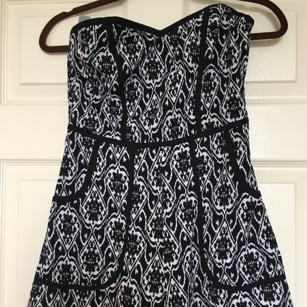 Strapless romper
